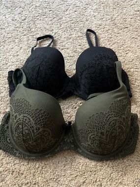 Victoria's Secret Lined Demi Lace Bra Bundle in Black and Olive
